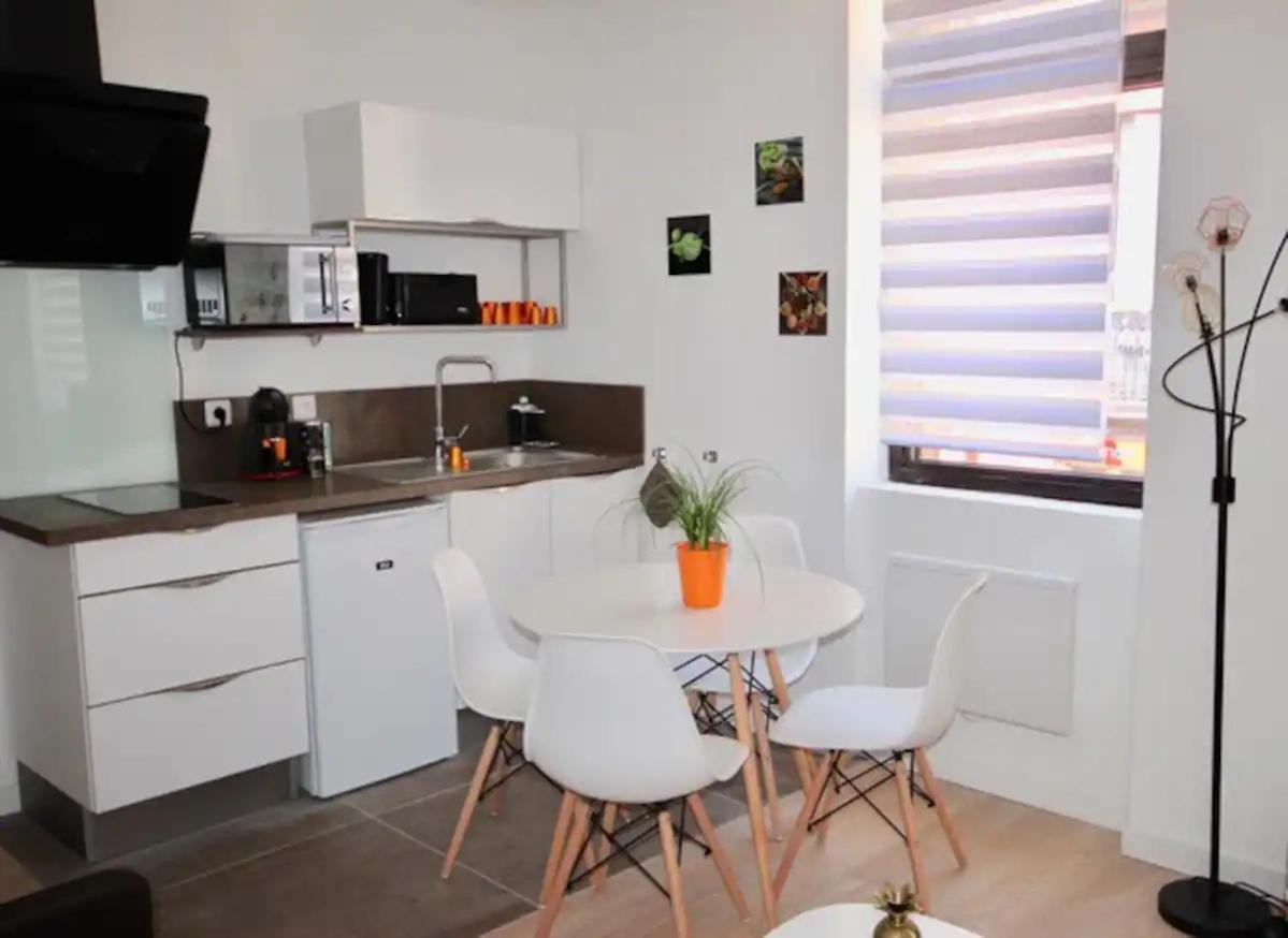 Tout Beau Tout Neuf Tolosa Esterno foto